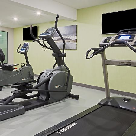 Holiday Inn Express Hotel & Suites Uptown Fredericton By Ihg Экстерьер фото