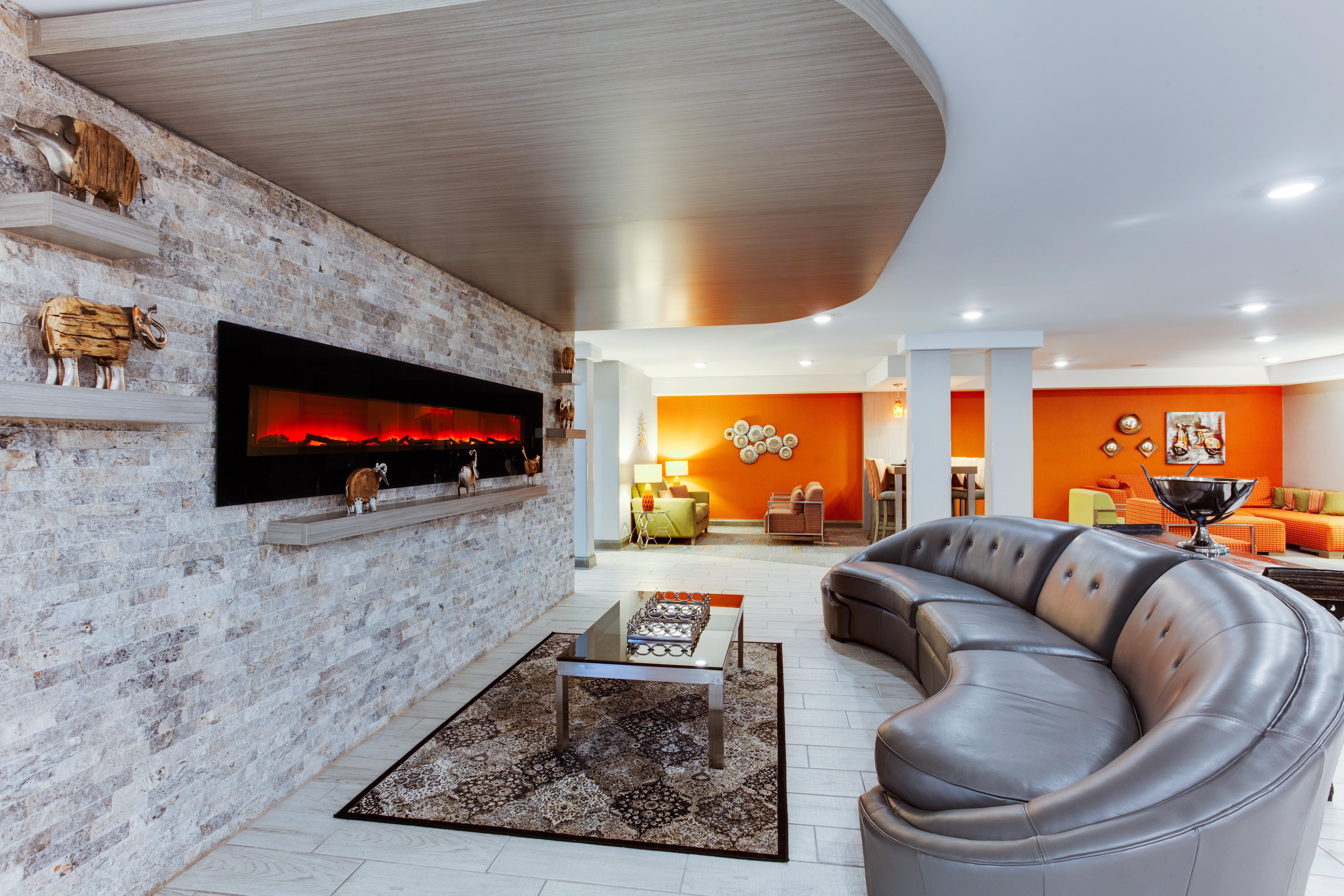 Holiday Inn Express Hotel & Suites Uptown Fredericton By Ihg Экстерьер фото