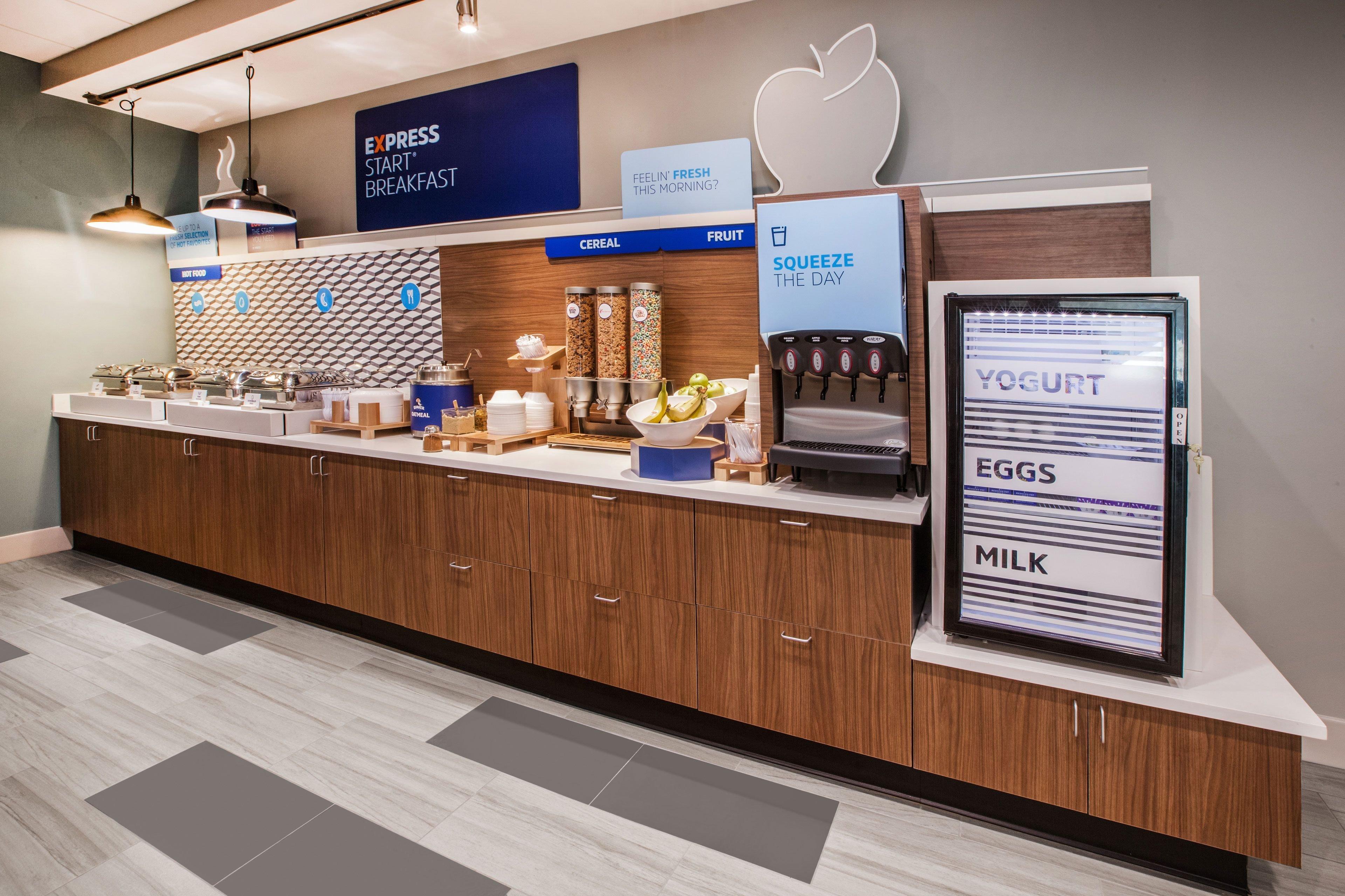 Holiday Inn Express Hotel & Suites Uptown Fredericton By Ihg Экстерьер фото